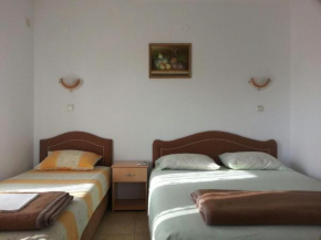 Отель Guesthouse Domenik  Улцинь